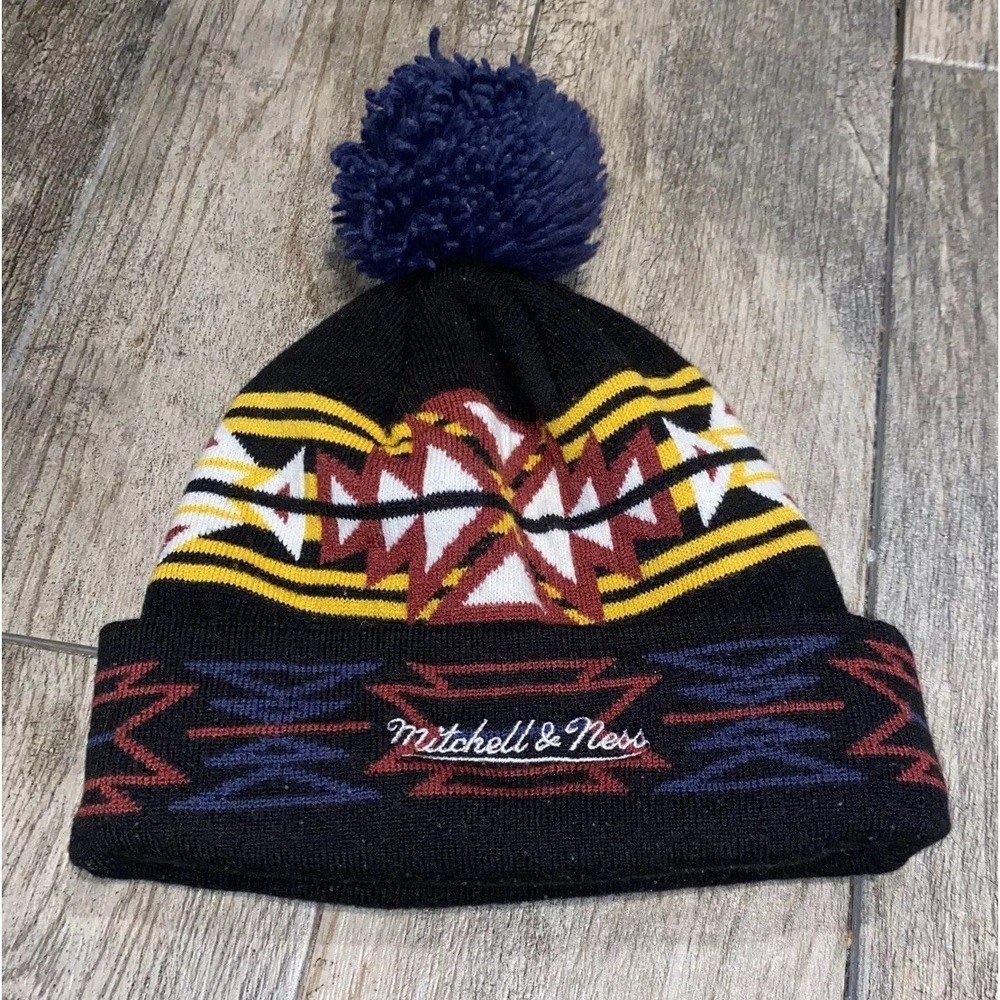 Mitchell‎ & Ness Cleveland Cavaliers Cuffed Winter Pom NBA Beanie Hat Cap Black - Picture 2 of 3